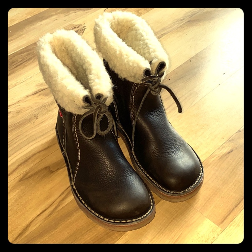 Duckfeet Arhus boots in Olive size 38, worn once